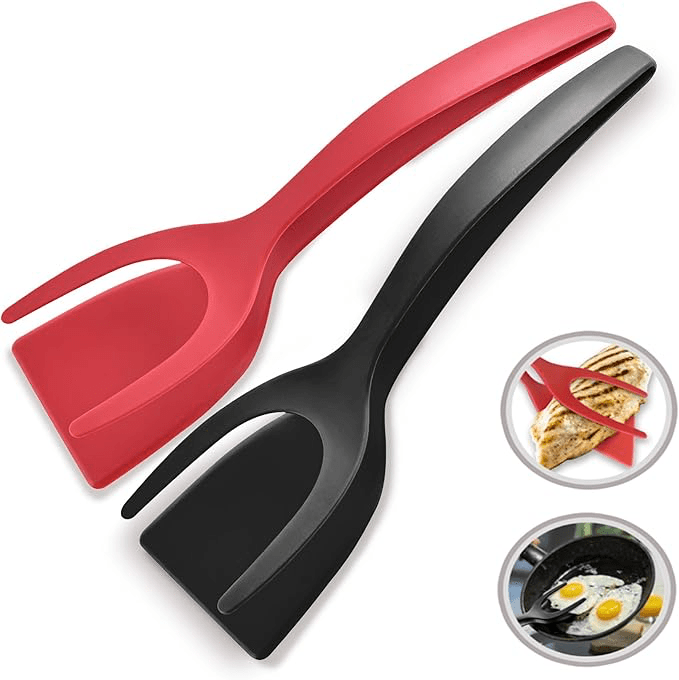 Omelet flipper spatula