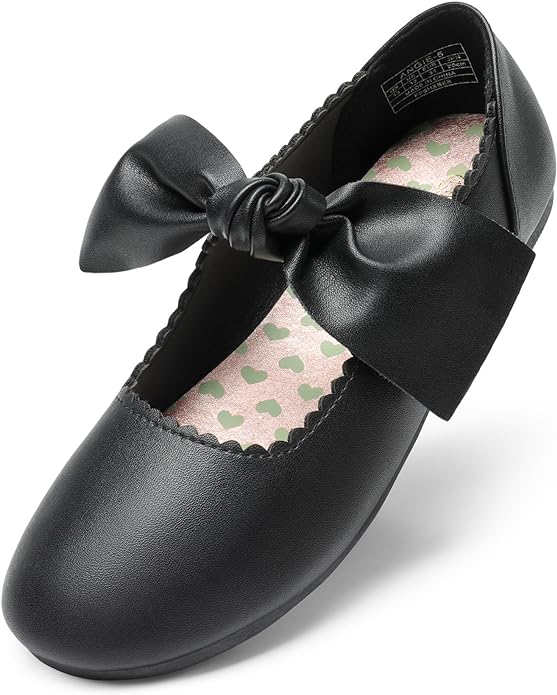 Cute girls Shabbos shoes. Few colors $25